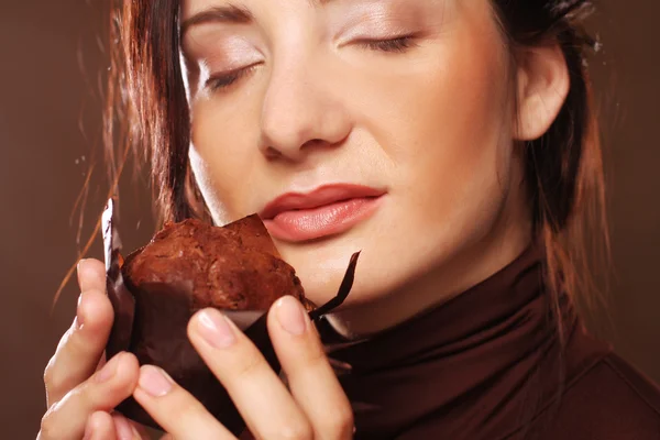 Woman with cake — Stock Photo, Image