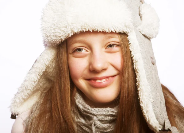 Bambino ragazza con vestiti invernali — Foto Stock