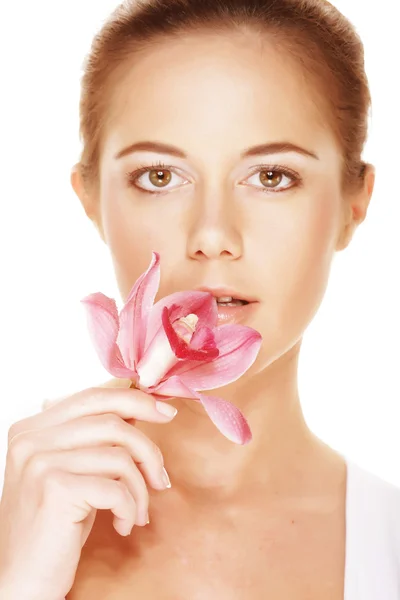 Hermosa mujer con flor rosa —  Fotos de Stock