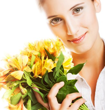 Kadın sarı çiçek