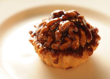 lezzetli kek fındık, chokolate ve karamel.