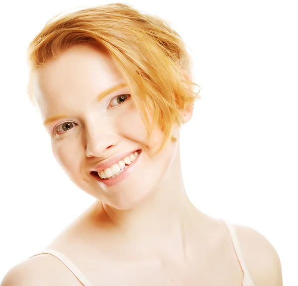 Krásná mladá žena s zdravé čisté tváří — Stock fotografie