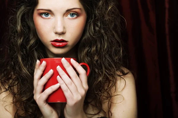 漂亮女人喝咖啡 — 图库照片