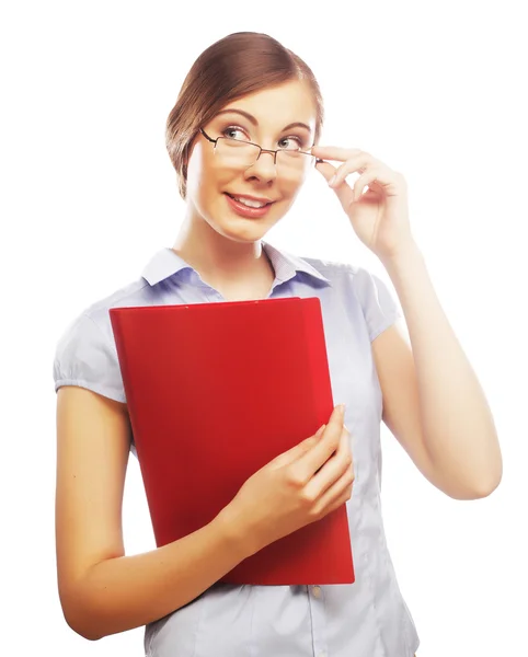 Mujer de negocios sonriente con carpeta roja — Foto de Stock