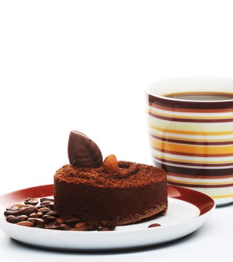 Kek ve bir fincan kahve.