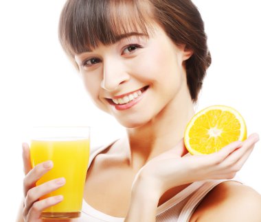 kadın holding portakal suyu