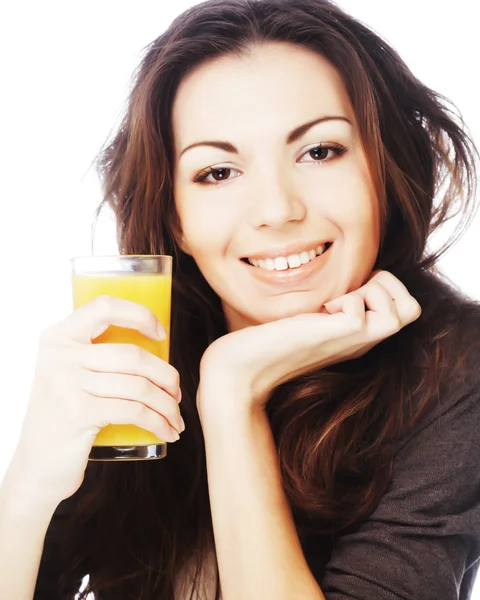 Женщина с апельсиновым соком на белом фоне — стоковое фото