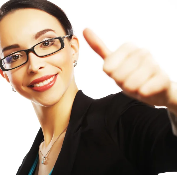 Белая улыбающаяся женщина в очках — стоковое фото