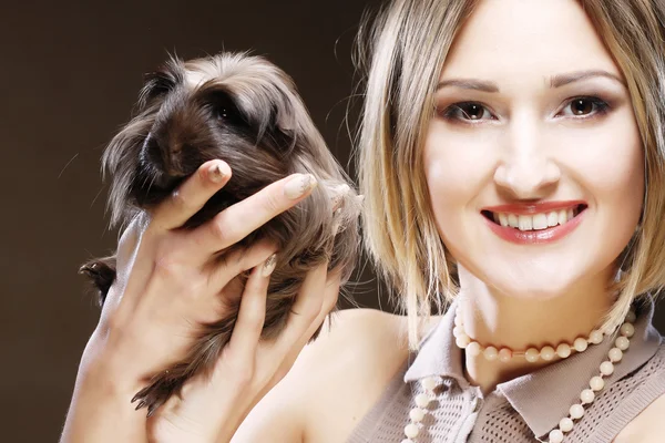 Young woman with Guinea pig — Stock Photo, Image