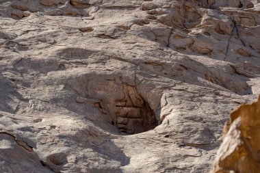 Mısır 'daki dağlar. Mısır 'ın sıradağları. Mısır 'da seyahat. Mısır çölleri.