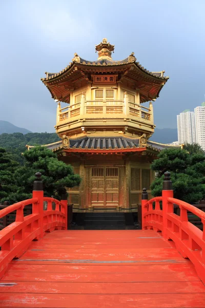 Paviljong i Nan Lian Garden, Hongkong. — Stockfoto