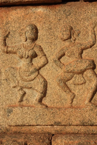 Rzeźba szczegółów budowy zewnętrznej w hampi, Indie. — Zdjęcie stockowe