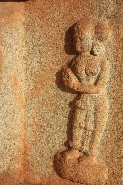 Carving detalj av byggnaden exteriör i hampi, Indien. — Stockfoto