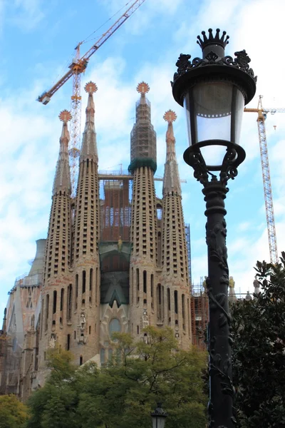 Faimoasa Sagrada Familia din Barcelona, Spania . — Fotografie, imagine de stoc