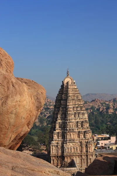 Templo de Virupaksha hindu em Hampi, Índia . — Fotografia de Stock