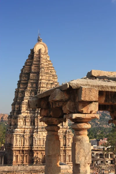 Virupaksha hinduistischer Tempel in Hampi, Indien. — Stockfoto
