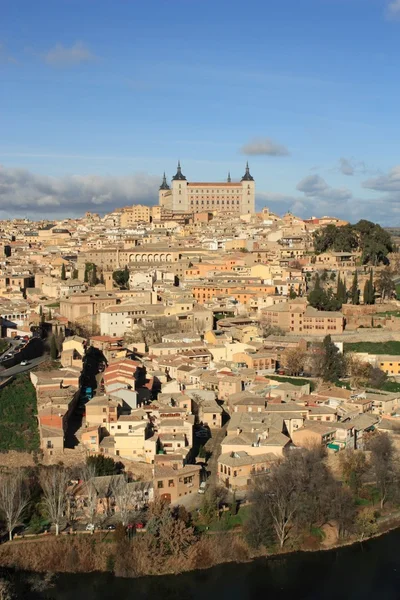 Ciudad de Toledo, antigua capital de España . — Foto de Stock