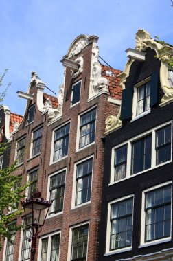Amsterdam kanal evleri