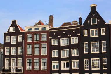 Amsterdam kanal evleri