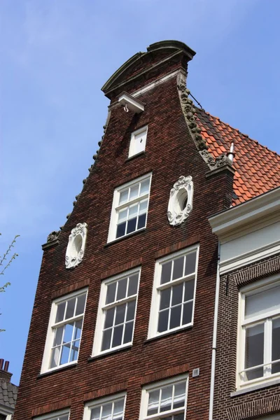 Amsterdam-Kanalhäuser — Stockfoto