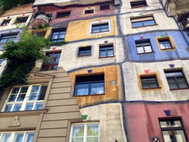 Hundertwasser Evi