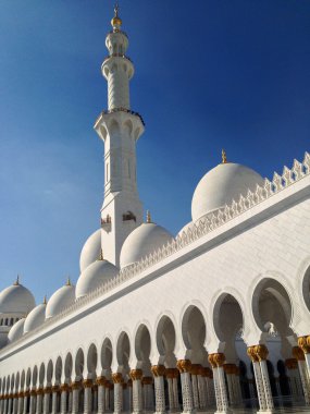 Abu Dabi 'deki Şeyh Zayed camii.