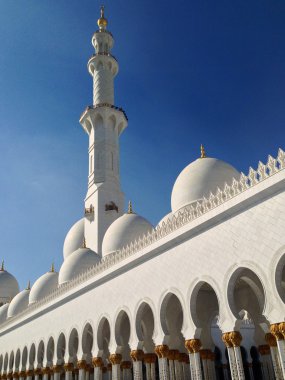 Abu Dabi 'deki Şeyh Zayed camii.