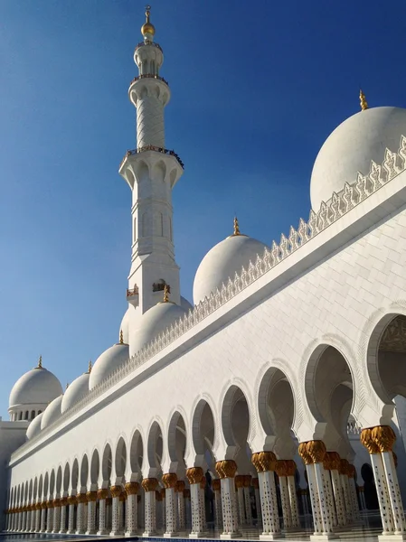 Sheikh Zayed Mosque in Abu Dhabi — Stock Photo, Image