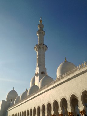 Abu Dabi 'deki Şeyh Zayed camii.