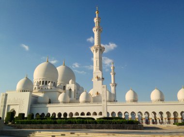 Abu Dabi 'deki Şeyh Zayed camii.