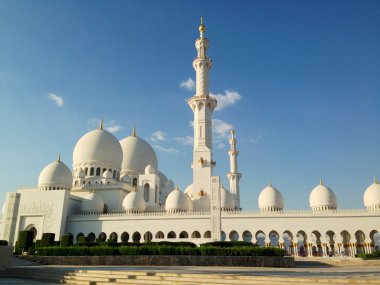 Abu Dabi 'deki Şeyh Zayed camii.