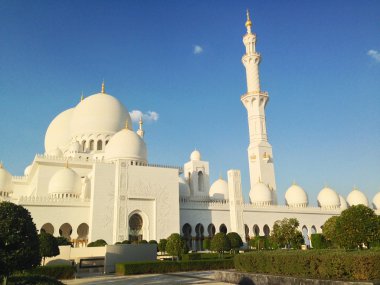 Abu Dabi 'deki Şeyh Zayed camii.