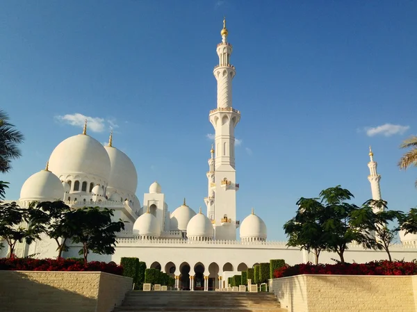 Sheikh Zayed Mosque in Abu Dhabi — Stock Photo, Image