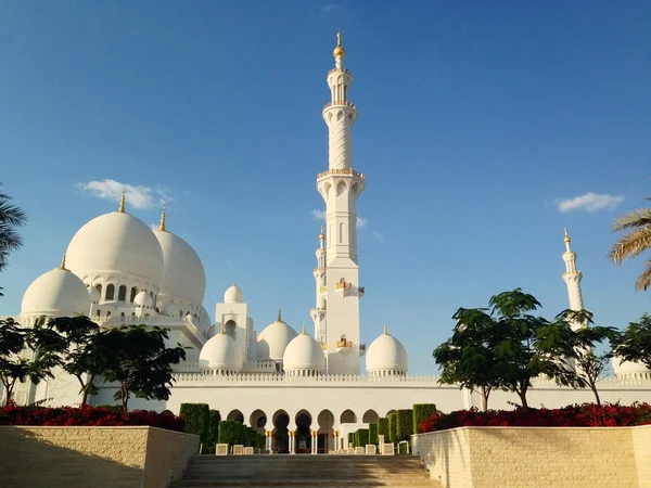 Sheikh Zayed Mosque in Abu Dhabi — Stock Photo, Image