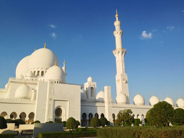 Sheikh Zayed Mosque in Abu Dhabi — Stock Photo, Image