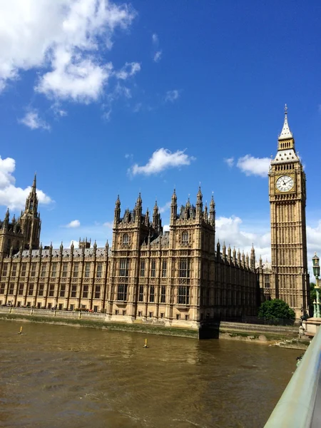 Big ben and house του κοινοβουλίου στο Λονδίνο, Ηνωμένο Βασίλειο. — Φωτογραφία Αρχείου