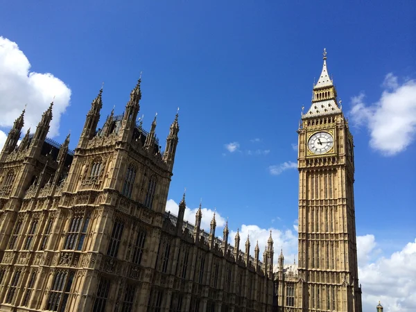 Big ben and house του κοινοβουλίου στο Λονδίνο, Ηνωμένο Βασίλειο. — Φωτογραφία Αρχείου