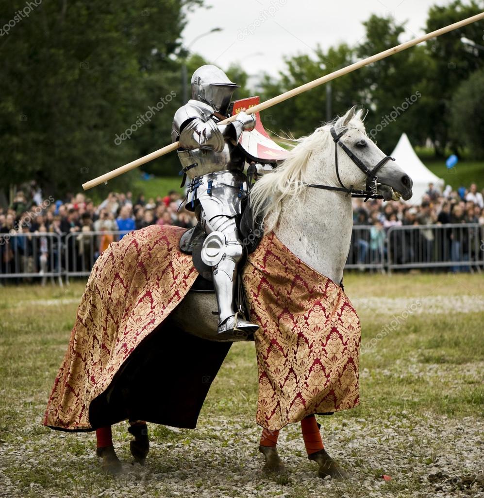 https://st.depositphotos.com/1004282/3456/i/950/depositphotos_34561617-stock-photo-knight-on-white-horse.jpg