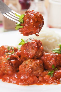 Köfte Patates püresi ile