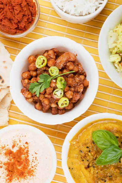 Chana masala baharatlı Asya nohut yemeği — Stok fotoğraf