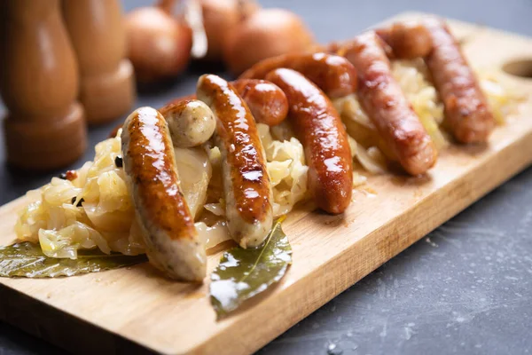 Grilled German Sausage Links Served Sauerkraut Sour Cabbage — Stock Photo, Image