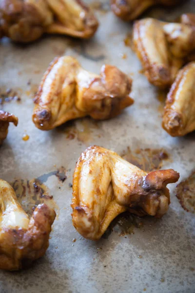 Ofen Gebratene Oder Gegrillte Scharfe Chicken Wings Beliebtes Fast Food — Stockfoto