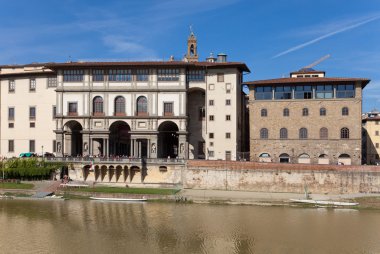 İtalya. Florence. arno Nehri setin eski evler