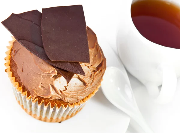 Ciasto czekoladowe i filiżanka herbaty — Zdjęcie stockowe