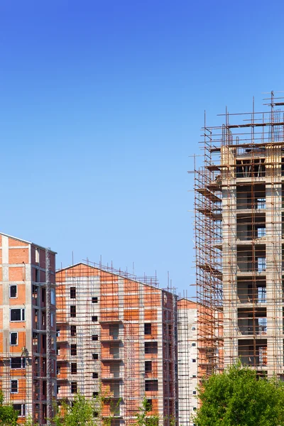 Arbeiten an einem Baugebiet. Industriebau — Stockfoto