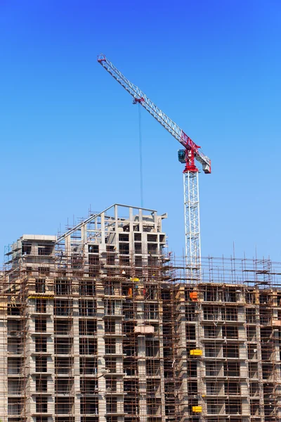 Arbeiten an einem Baugebiet. Industriebau — Stockfoto