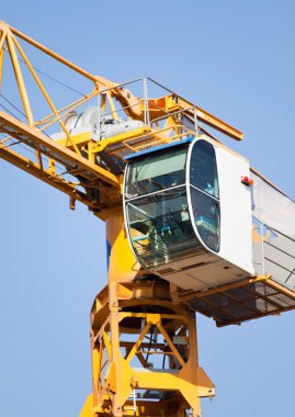 çalışma süresi sırasında bina vinç