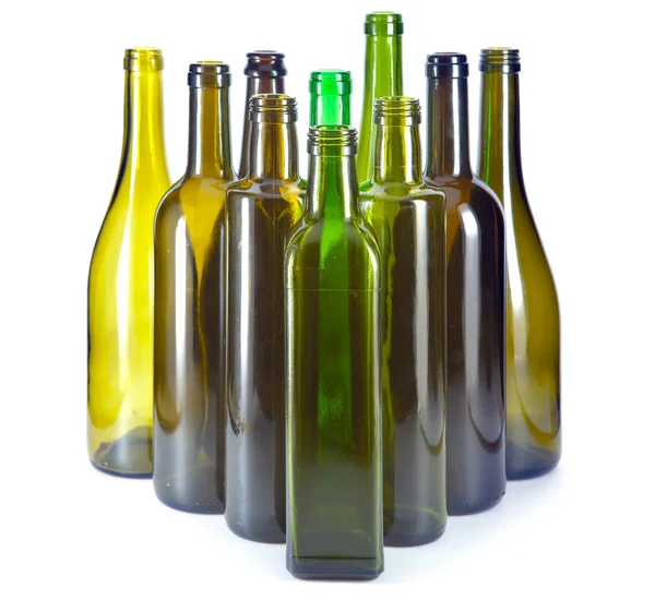 Botellas de vino de colores brillantes y vidrio — Foto de Stock