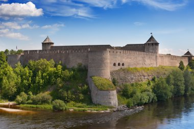 Ivangorod Kalesi, Rusya ve Estonya sınırı