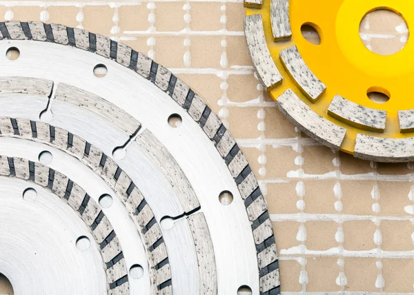 Detachable disks for are sharp construction materials and Diamond disks for a concrete abrasion — Stock Photo, Image